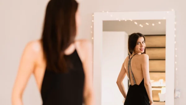 4 τελευταίες τάσεις στα βραδινά φορέματα που πρέπει να ξέρεις