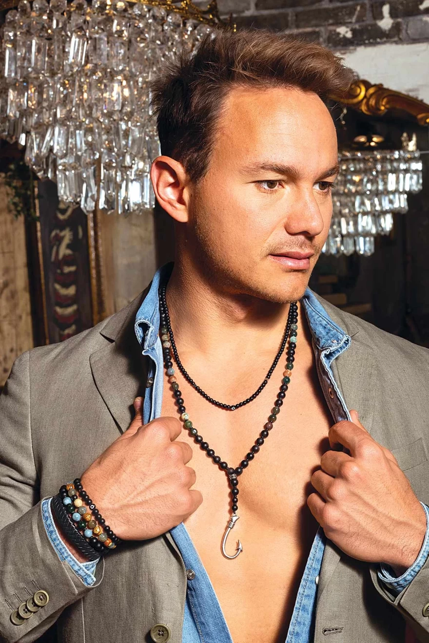 Best of Jewels: Τα ωραιότερα κοσμήματα της άνοιξης σε μια εντυπωσιακή φωτογράφιση για να διαλέξεις αυτά που ταιριάζουν στο στυλ σου