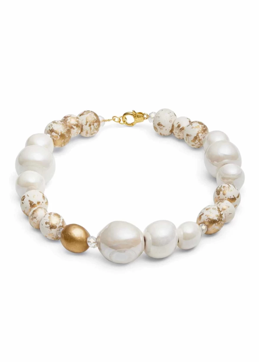 κολιε πέτρες