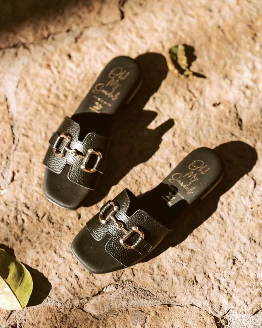 μαύρα σανδάλια  Oh! My Sandals