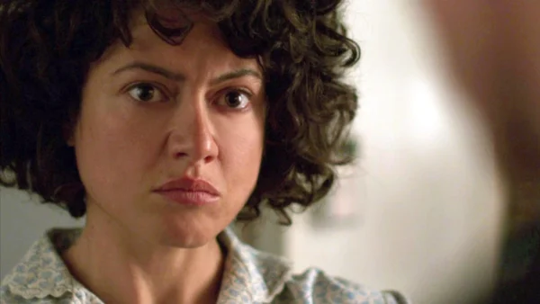 Η Παραλία (29/4): Η Κερασία καταφεύγει στον Αρβανιτάκη και προδίδει τον Γράντο - Δεν αντέχει το βάρος της αλήθειας