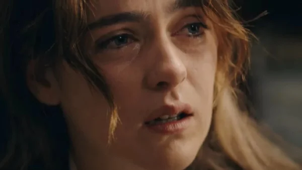 Το Ναυάγιο: Η Αλίκη έγκυος στο παιδί του Παντελίδη - Ο Γιώργης στο πλευρό της