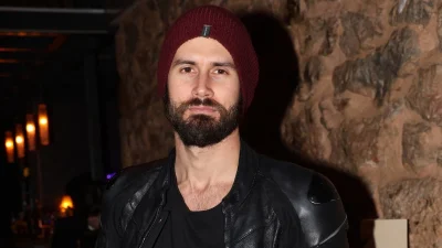 Αναστάσης Ροϊλός: Άλλος άνθρωπος για τις ανάγκες ρόλου! Έγινε ξανθός και έκοψε τα μούσια του!