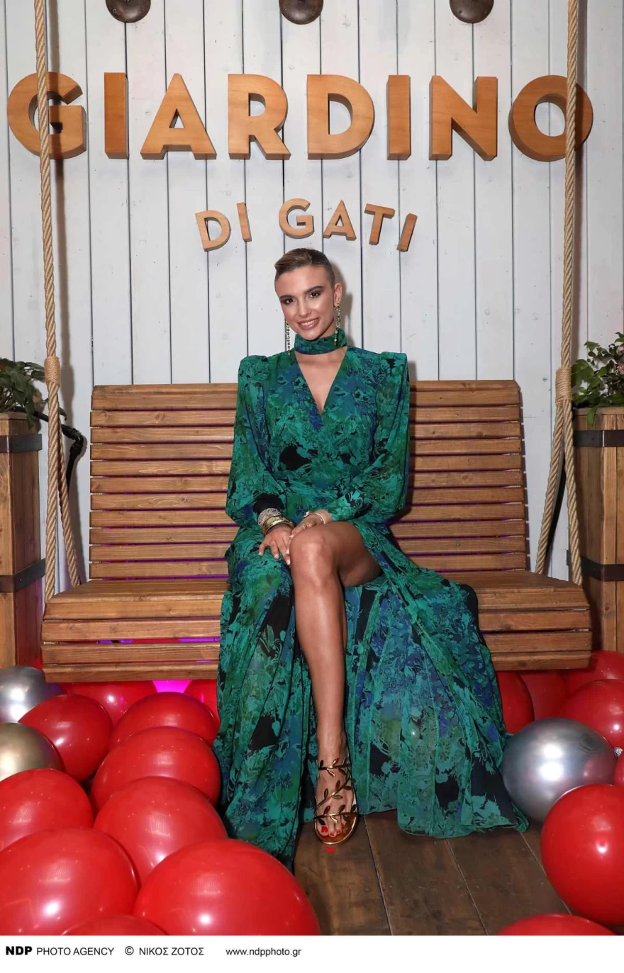 κατερίνα λιόλιου φόρεμα