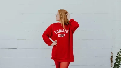 Αυτά τα 8 trends από τα 90s επιστρέφουν το 2024 - Θα τα φοράμε ή μήπως όχι;