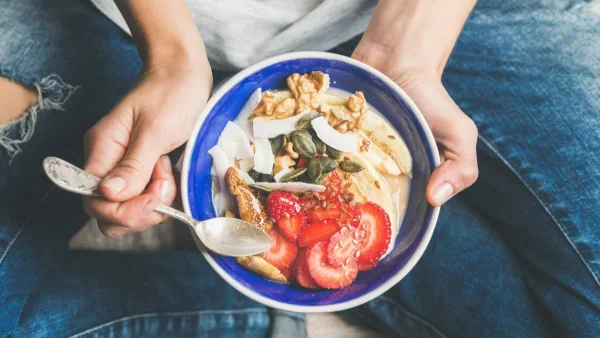 Τι είναι η ενσυνείδητη διατροφή που χάνεις κιλά χωρίς δίαιτα;