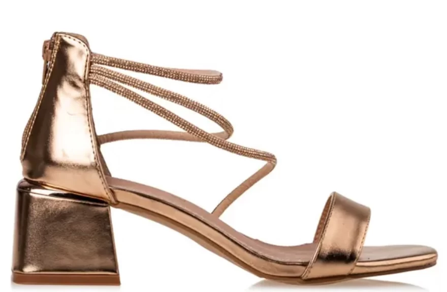 χρυσαφί πέδιλα