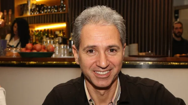 Δημήτρης Κόκοτας: «Ανοίγει και κλείνει τα μάτια του» - Το μεγάλο στοίχημα των γιατρών για τη Μεγάλη Δευτέρα 29/4