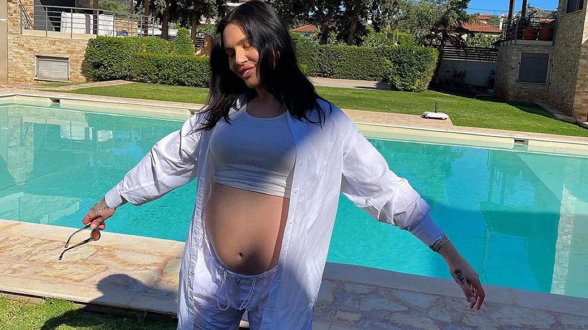 Έλενα Τσαγκρινού: «Μπαίνω στον έκτο μήνα και ήθελα να μοιραστώ μαζί σας τις κρίσεις πανικού»