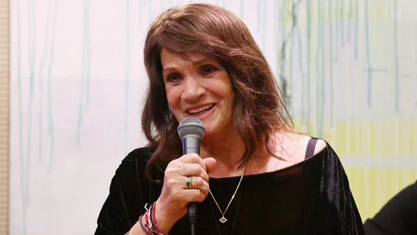 Ελπίδα: «Ο “Σωκράτης” ήταν φαβορί, η ΕΡΤ δεν βοήθησε στη Eurovision, πλήρωσε μόνο το ξενοδοχείο»