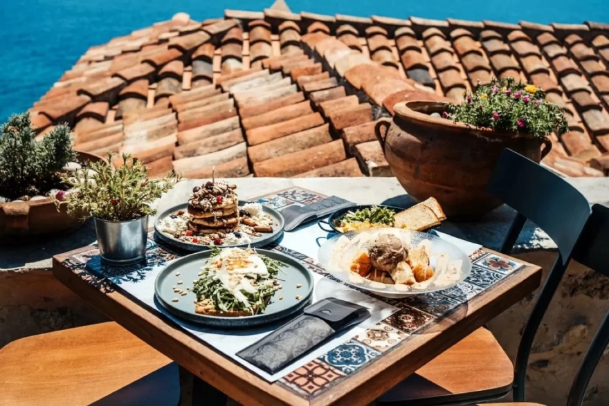 Για φαγητό στο Ενετικό