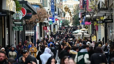 Πάσχα: Από 25/4 ξεκινάει το εορταστικό ωράριο - Ποια Κυριακή θα είναι ανοιχτά τα μαγαζιά;