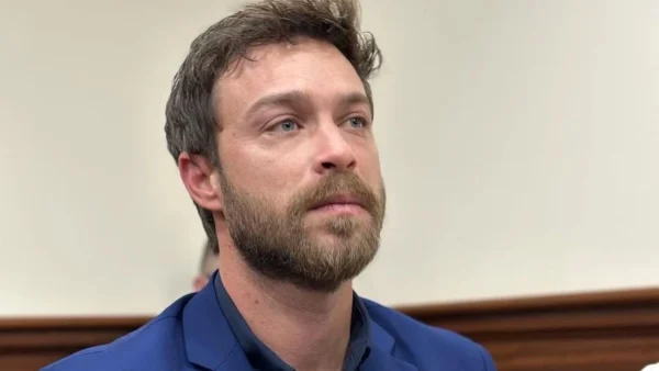 Famagusta (14/4): «Είμαι έγκυος» - Του ανακοινώνει σπαράζοντας στο κλάμα πως περιμένει το παιδί τους