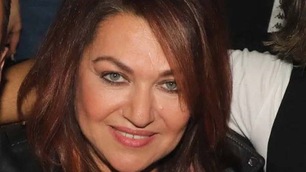 Καίτη Γαρμπή: Με παγιέτα, ξανθά μαλλιά και αφέλειες - Αγνώριστη η τραγουδίστρια σε εμφάνισή της πριν από 44 χρόνια