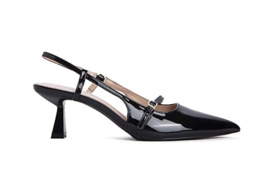 λουστρίνι γόβες