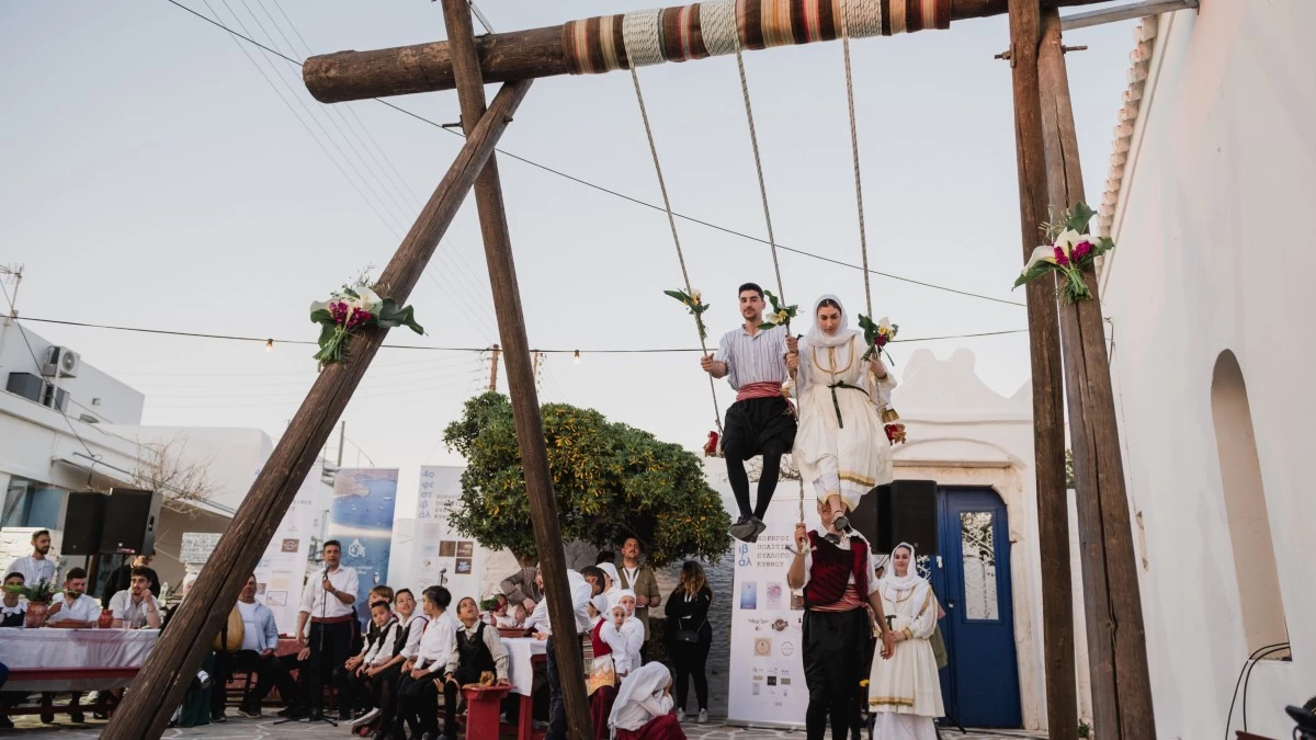 5o  Φεστιβάλ "Η κούνια της Λαμπρής": Το γνωστό έθιμο του Πάσχα αναβιώνει και φέτος στην Κύθνο