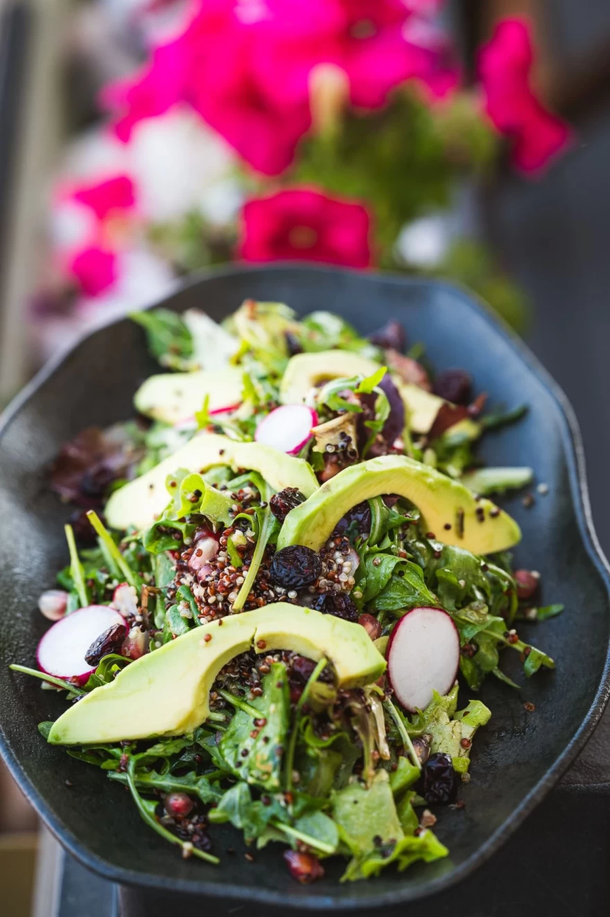 4Lines Cafe Coctail Bar: Η νέα πρόταση στο λιμάνι της Μονεμβασιάς