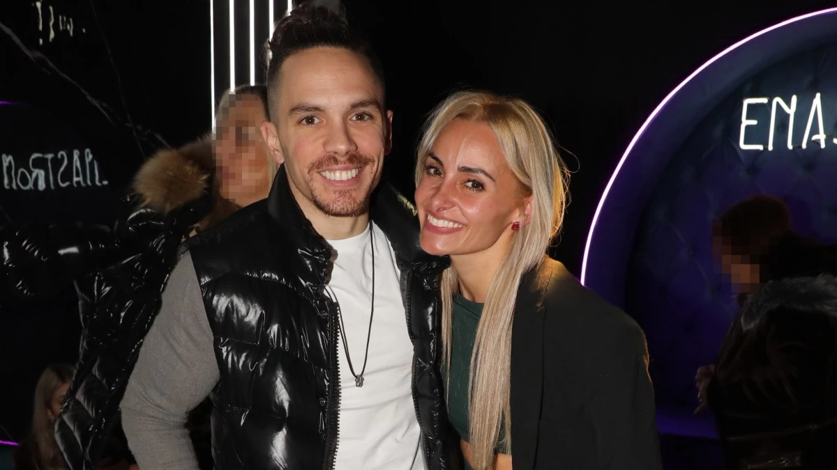 Βασιλική Μιλλούση: Πάντα στο πλευρό του Λευτέρη Πετρούνια – Στην Ιταλία με τις κόρες τους