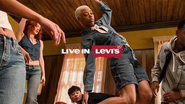 Live in Levi’s: Οι  must-have προτάσεις της Levi’s για να φορέσεις τo double denim trend σαν πραγματική fashionista