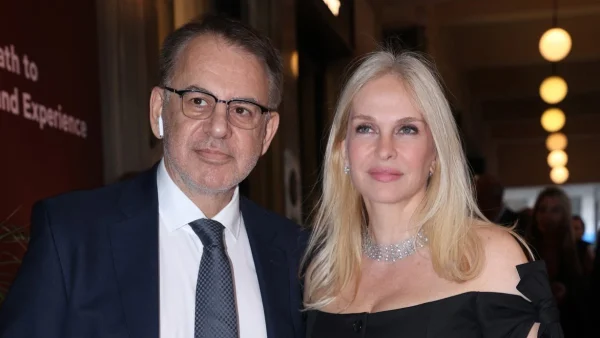 Παντρεμένοι κρυφά εδώ και 1 χρόνο Μαρί Κωνσταντάτου και Γιάννης Κέντ - Η πρώτη φωτογραφία με το λευκό φόρεμα της από το γάμο