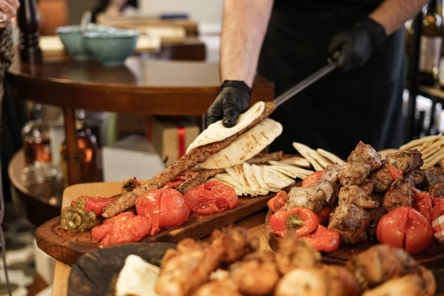 Μπακάλ στη Θεσσαλονίκη