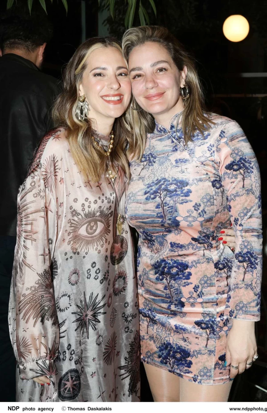 αδερφη Νατασας Μποφίλιου