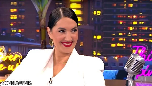 Νόνη Δούνια: «Κλείνουμε 20 χρόνια με τον σύζυγό μου! Θέλει να κάνουμε...» - Ο γάμος με τον Κυριάκο Μουρατίδη, η Ευρωβουλή και το modeling