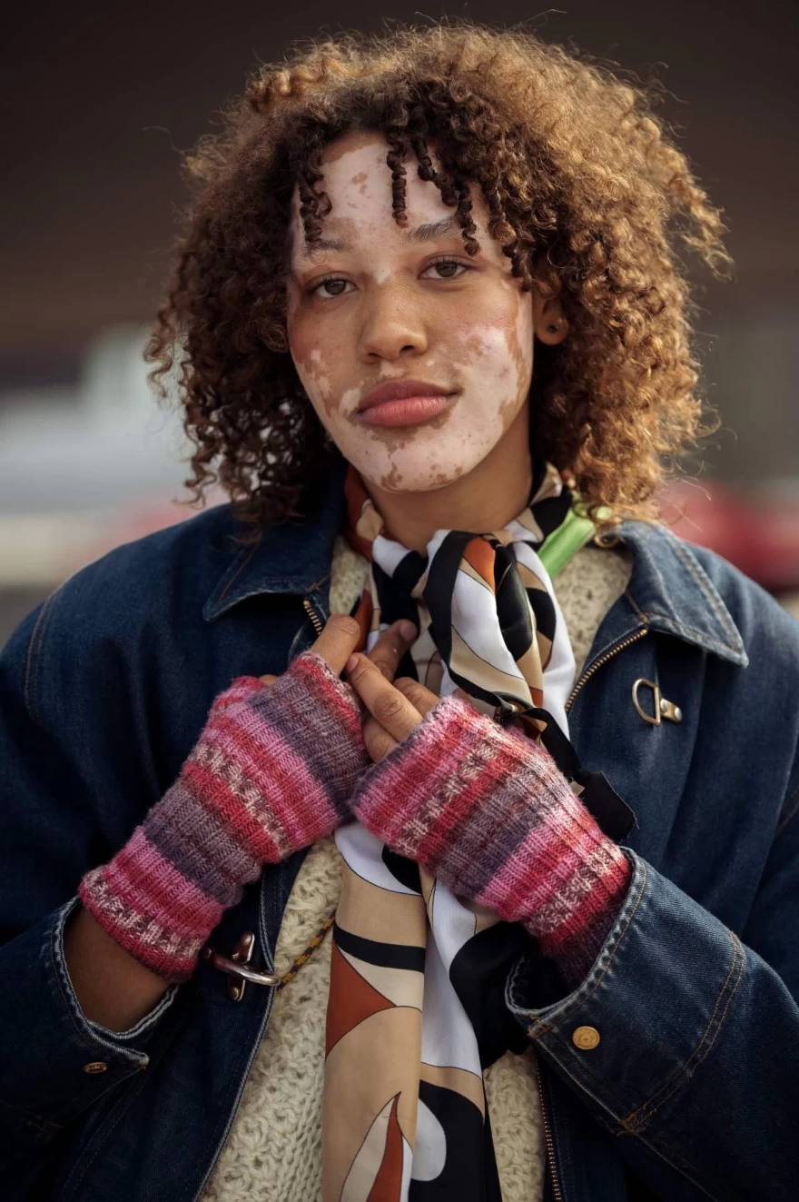 street style μαντίλι styling