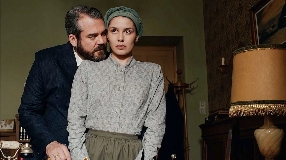 Ψυχοκόρες (3/4): Προσπαθούν να της βγάλουν το μωρό με πρωτόγονους τρόπους - Ουρλιάζει από τους πόνους