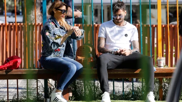 Σάββας Γκέντσογλου: Μόλις επέστρεψε στην Ελλάδα και η Αγγελική Ηλιάδη τον υποδέχτηκε στο αεροδρόμιο