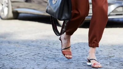 Αυτά είναι τα παπούτσια με τα οποία... θα βγάλεις όλη την άνοιξη