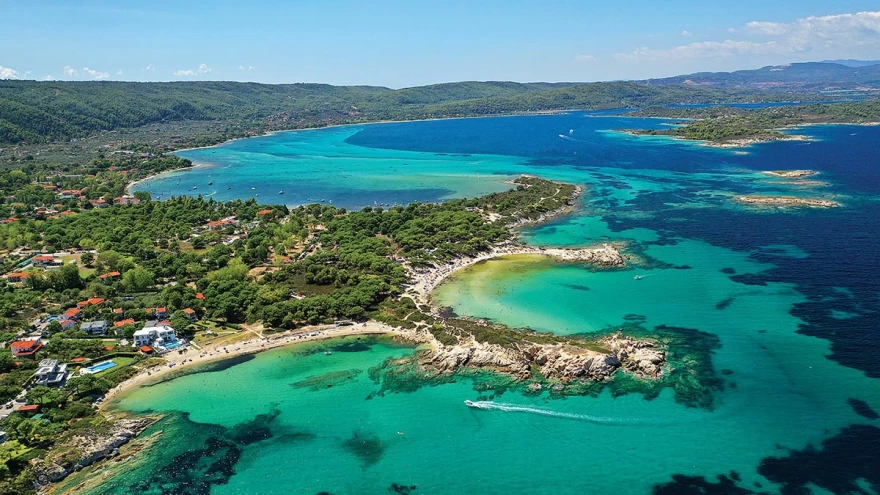 Χαλκιδική: Ένας μεθυστικός συνδυασμός γαλάζιου και πράσινου