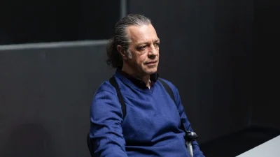 Σκαραβαίος (1/4): Τον βρίσκουν νεκρό μέσα στον ασβέστη - Η ιστορία που καθηλώσει