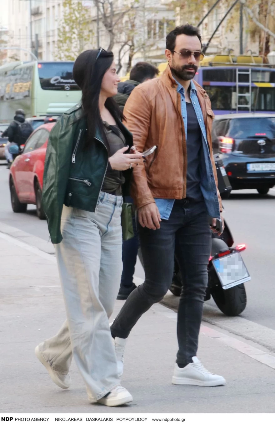 Χριστίνα Μπόμπα - Σάκης Τανιμανίδης - Βόλτα