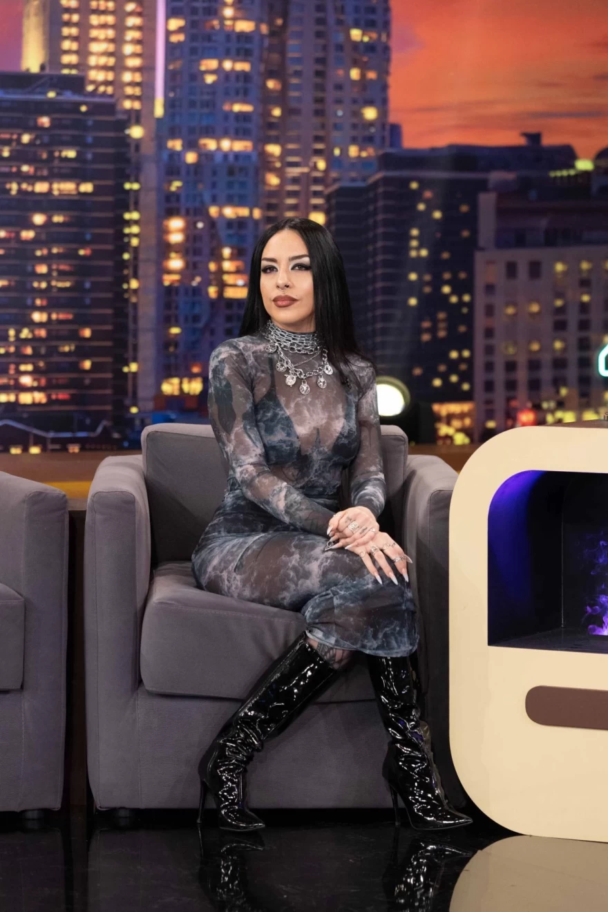 The 2Night Show Foxy Lee