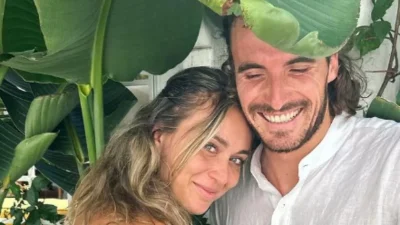 Στέφανος Τσιτσιπάς: Η σύντροφός του Πάουλα Μπαντόσα δηλώνει περήφανη για τη νίκη του στο Μόντε Κάρλο