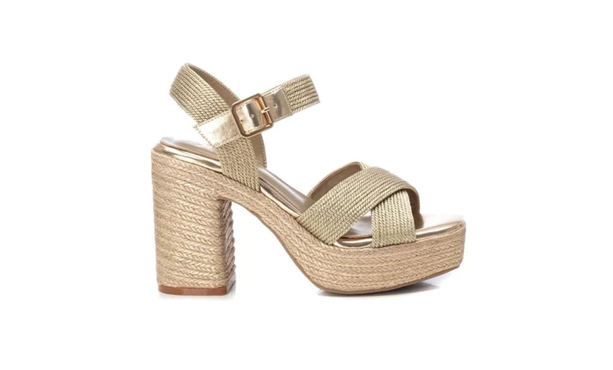 χρυσαφί πέδιλα Xti