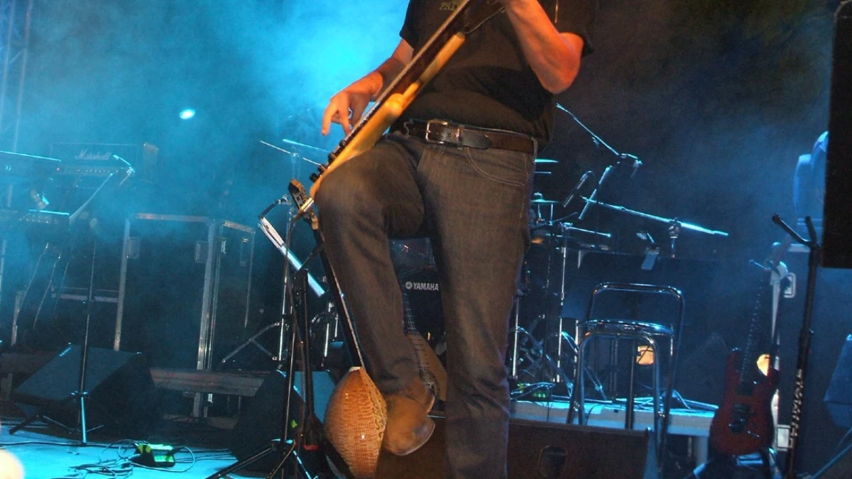 Πέθανε πολύ αγαπημένος Έλληνας τραγουδιστής - Αντιμετώπιζε σοβαρά προβλήματα υγείας