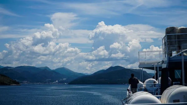 Καιρός 16/5: Αλλού νεφώσεις και αλλού μεμονωμένες καταιγίδες - Η θερμοκρασία θα σημειώσει άνοδο