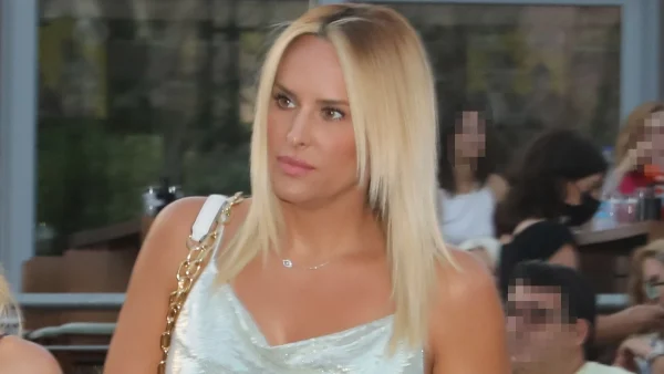 Έλενα Ασημακοπούλου: Δημοσίευσε στο instagram φωτογραφίες με σημάδια και μελανιές στο σώμα της