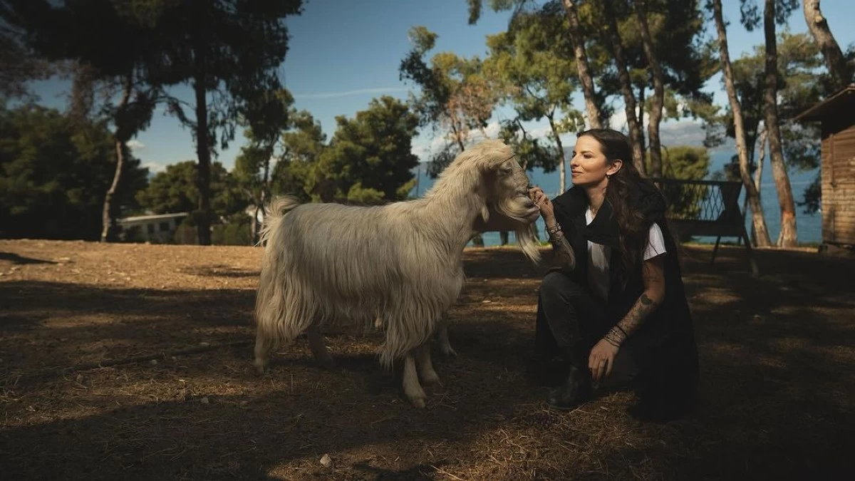 Πάσχα - Η Εριέττα Κούρκουλου στέλνει ισχυρό μήνυμα για το τραπέζι της Ανάστασης: «Δεν είναι απαραίτητο να υποφέρει κανένας για να ζήσω»