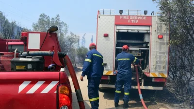 Φωτιά στην Αργολίδα - Καίει κοντά σε οικισμό