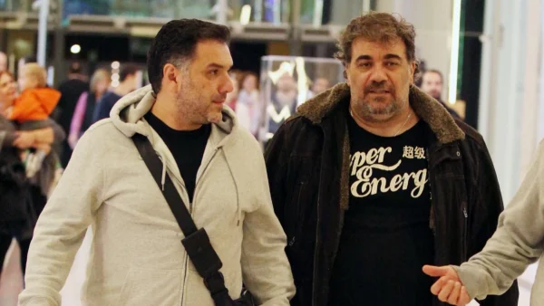 Γρηγόρης Αρναούτογλου: Επισκέφτηκε τον Δημήτρη Σταρόβα στο νοσοκομείο – Η αποκάλυψη για την κατάσταση της υγείας του