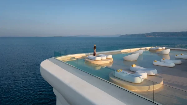 Brown Hotels: Πολυτελής φιλοξενία σε ειδυλλιακούς προορισμούς μια ανάσα από την Αθήνα