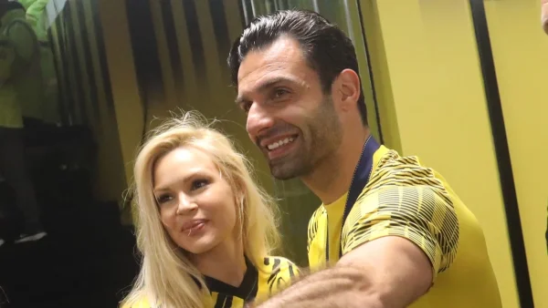 Γέννησε η Βίκυ Κάβουρα - Πατέρας για δεύτερη φορά ο Γιώργος Τζαβέλλας