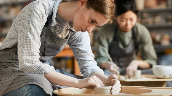 DIY & Upcycling: Δύο τάσεις που αγαπούν τη δημιουργικότητα και το περιβάλλον