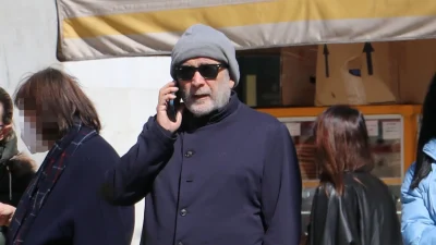 Λάκης Λαζόπουλος: Η φωτογραφία με τα ράμματα στο κεφάλι του μετά το λιποθυμικό επεισόδιο