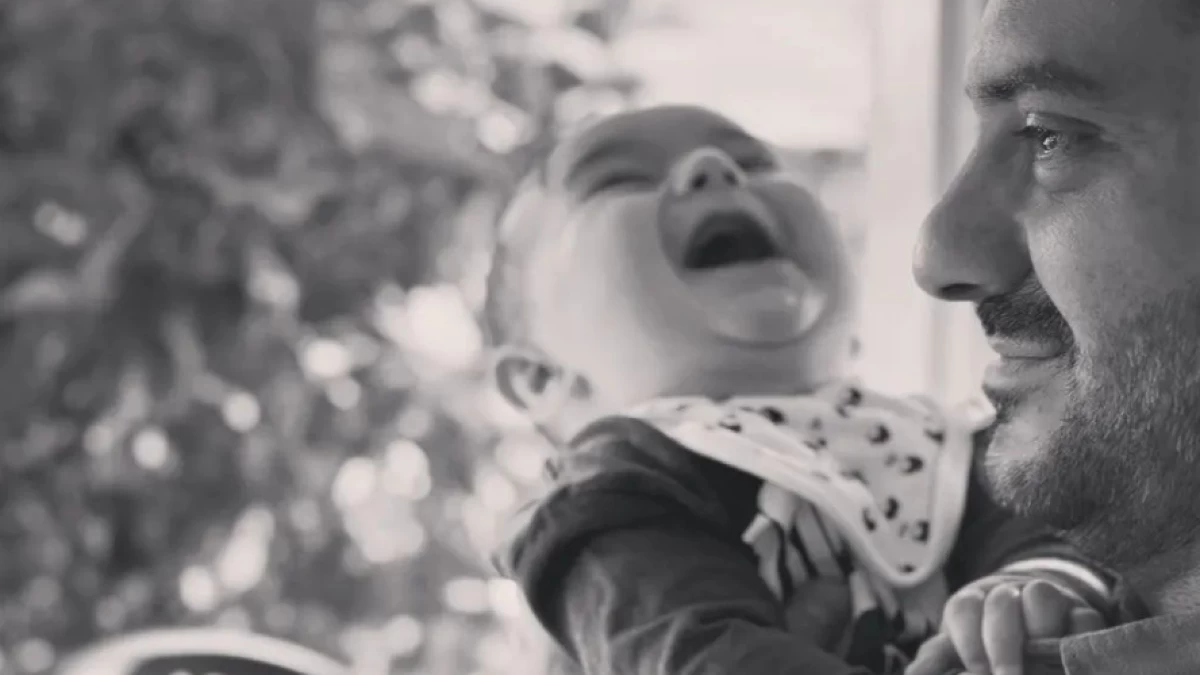 Λεωνίδας Κουτσόπουλος: Στιγμές ευτυχίας με τον γιο του, Κίμωνα - Τι συνέβη στους διαδρόμους του STAR