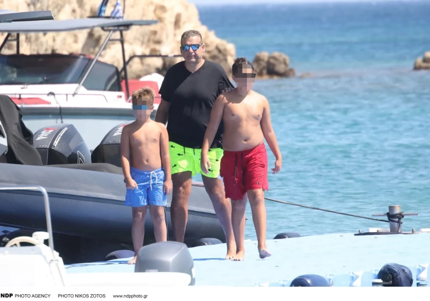 Γιώργος Λιάγκας - Τήνος - Εξοχικό