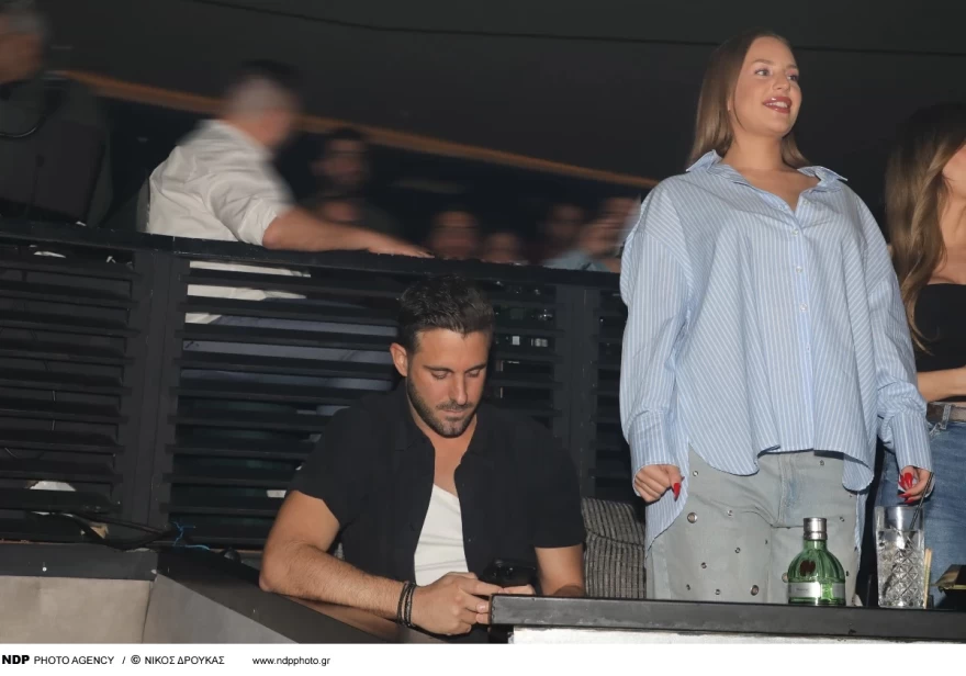 Ανδρομάχη - Γιώργος Λιβάνης - Εγκυμοσύνη - Μπουζούκια